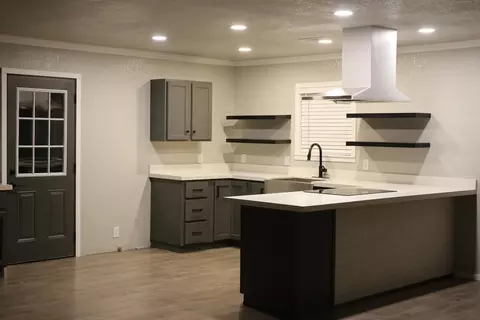 1701 Scott Ave, Modesto, CA 95350 photo 3