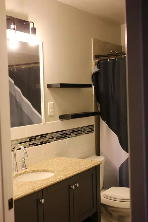1701 Scott Ave, Modesto, CA 95350 photo 10