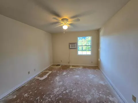 Bedroom - 1741 Sycamore Dr, Isleton, CA 95641 photo 6 of 6