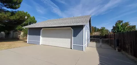 1925 Beverly Ave, Olivehurst, CA 95961 photo 2