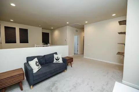 Entry Way - 3613 Historic Ct, Modesto, CA 95356 photo 5 of 5