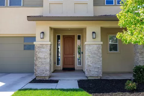 Exterior - 3613 Historic Ct, Modesto, CA 95356 photo 3 of 13