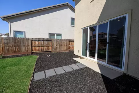 Exterior - 3613 Historic Ct, Modesto, CA 95356 photo 5 of 13