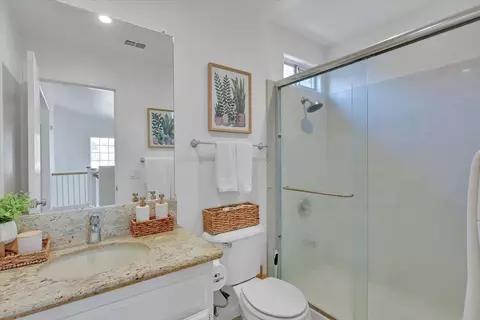 Bath - 8121 Deer Spring Cir, Antelope, CA 95843 photo 2 of 5
