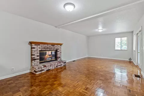Living - 2405 Veneman Ave, Modesto, CA 95356 photo 1 of 3