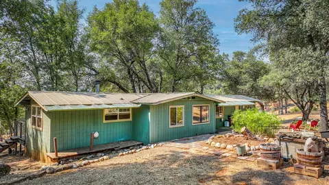 9508 Sheep Ranch Rd, Mountain Ranch, CA 95246 photo 4
