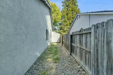 8413 Silver Run Way, Antelope, CA 95843 photo 55