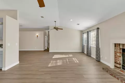 8413 Silver Run Way, Antelope, CA 95843 photo 17