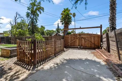 2040 Edgebrook Dr, Modesto, CA 95354 photo 35