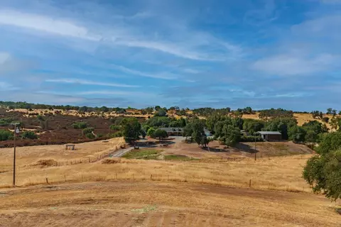 393 Danna Ct, Wallace, CA 95254 photo 32