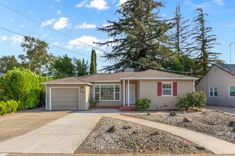 9142 Locust St, Elk Grove, CA 95624