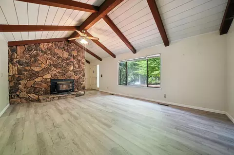 Living - 20110 Prairie Dr, Volcano, CA 95689 photo 6 of 10