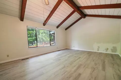 Living - 20110 Prairie Dr, Volcano, CA 95689 photo 2 of 10