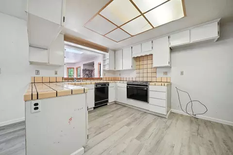 Kitchen - 20110 Prairie Dr, Volcano, CA 95689 photo 1 of 2