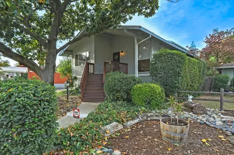 82 Bernice Ave, Roseville, CA 95678