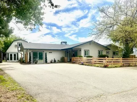 12410 New Airport Rd, Auburn, CA 95603