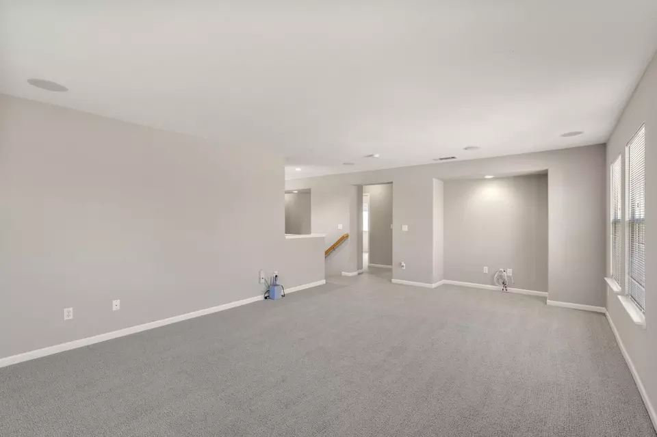 Living - 864 N Heartland Dr, Manteca, CA 95337 photo 7 of 7