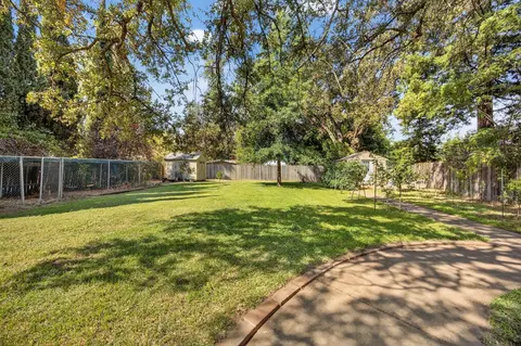 Exterior - 5325 Flagstone St, Carmichael, CA 95608 photo 13 of 16