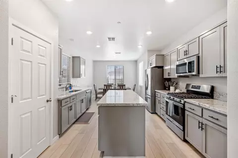 2196 Woodlet St, Marysville, CA 95901
