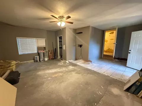 Living - 622 Josilane, Modesto, CA 95351 photo 3 of 4