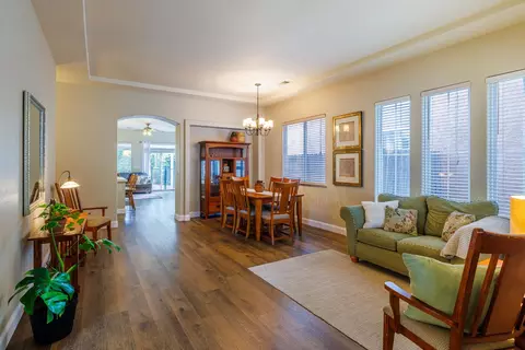 Living - 3224 Miadora Ct, Modesto, CA 95355 photo 1 of 4