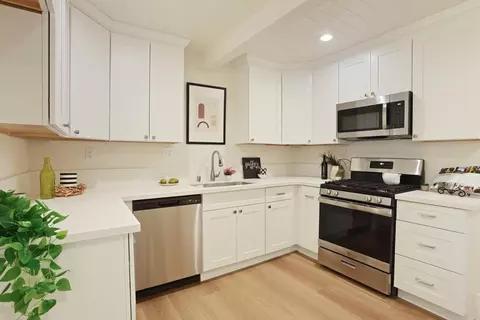 Kitchen - 339 E 22nd St, Tracy, CA 95376 photo 2 of 4