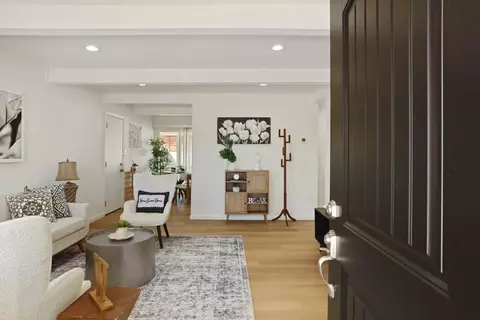 Entry Way - 339 E 22nd St, Tracy, CA 95376 photo 1 of 2