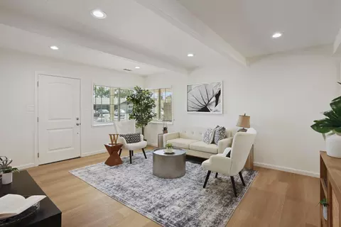 Living - 339 E 22nd St, Tracy, CA 95376 photo 2 of 2