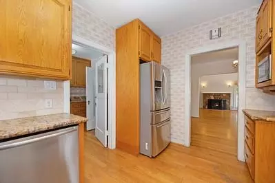 Kitchen - 535 Myrtle Ave, Modesto, CA 95350 photo 3 of 3