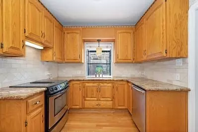 Kitchen - 535 Myrtle Ave, Modesto, CA 95350 photo 1 of 3