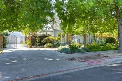 Exterior - 535 Myrtle Ave, Modesto, CA 95350 photo 3 of 9