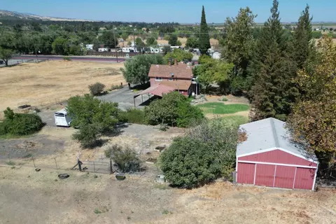 View/Area - 25107 Main St, Capay, CA 95607 photo 4 of 9