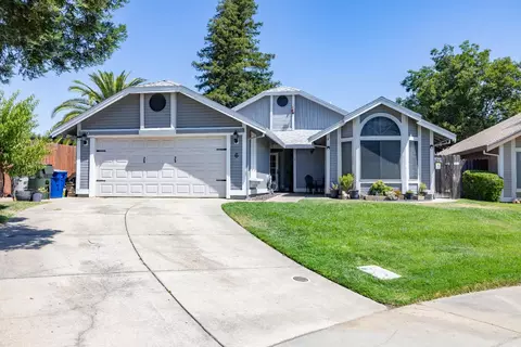 6 Crystal Brook Ct, Sacramento, CA 95838