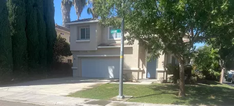 3043 Loggins Ln, Tracy, CA 95377
