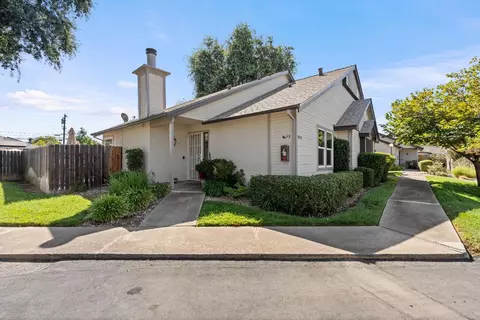 9673 Gage St, Elk Grove, CA 95624
