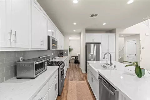 3221 Showcase Way, Modesto, CA 95356 photo 6