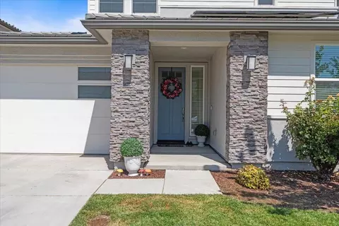 3221 Showcase Way, Modesto, CA 95356 photo 2