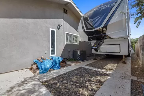 Exterior - 3016 Highgate Rd, Modesto, CA 95350 photo 10 of 10