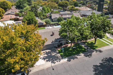 View/Area - 3016 Highgate Rd, Modesto, CA 95350 photo 1 of 5