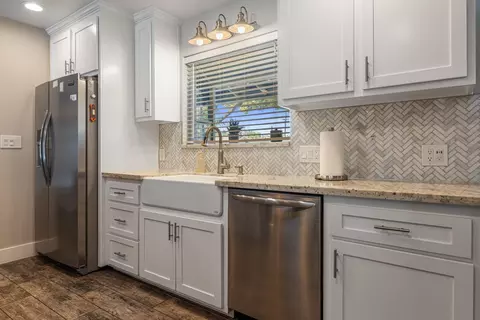 Kitchen - 3016 Highgate Rd, Modesto, CA 95350 photo 3 of 5