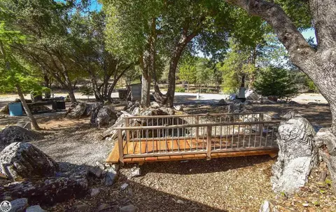 10980 Union Hill Rd, Sonora, CA 95370 photo 5
