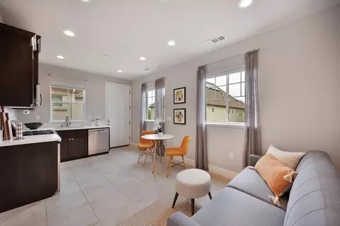 Entry Way - 2032 Cannery Loop, Davis, CA 95616 photo 9 of 10