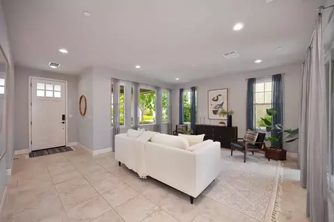 Entry Way - 2032 Cannery Loop, Davis, CA 95616 photo 1 of 10