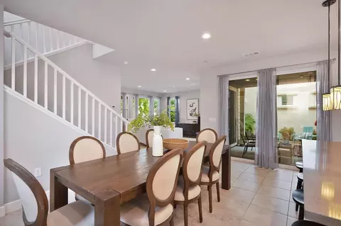 Dining - 2032 Cannery Loop, Davis, CA 95616 photo 1 of 3