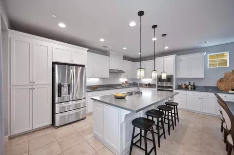 Kitchen - 2032 Cannery Loop, Davis, CA 95616 photo 2 of 5