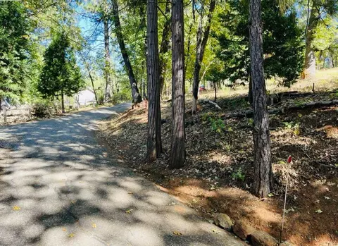 14562 Flicker Dr, Grass Valley, CA 95949 photo 4