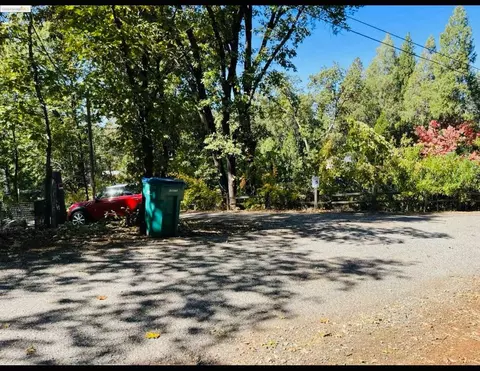 14562 Flicker Dr, Grass Valley, CA 95949 photo 3