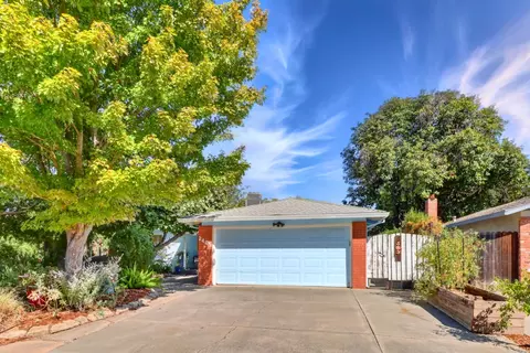 2405 Temple Dr, Davis, CA 95618 photo 1