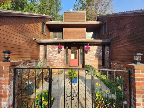 245 Cornwall Ave, Grass Valley, CA 95945 photo 24