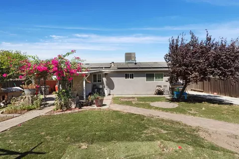 Exterior - 334 Osage Pl, Lathrop, CA 95330 photo 12 of 15